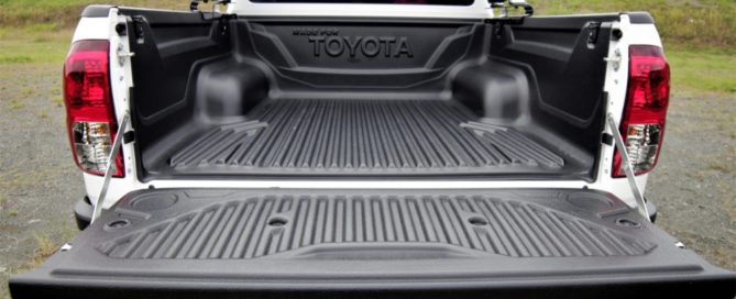 LUJOS PARA CARROS